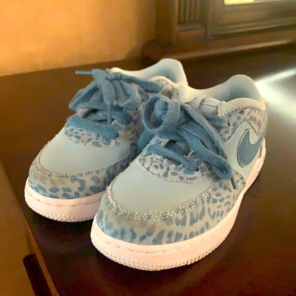 9 little girl Nike shoes